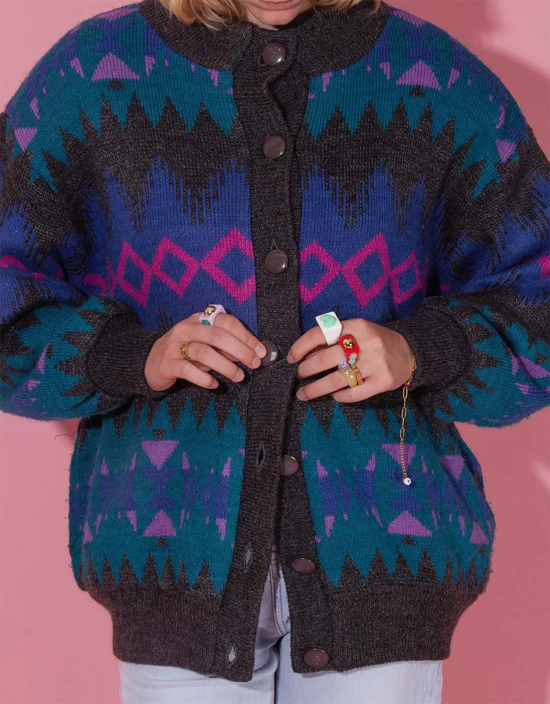 Vintage cardigan with geometric pattern